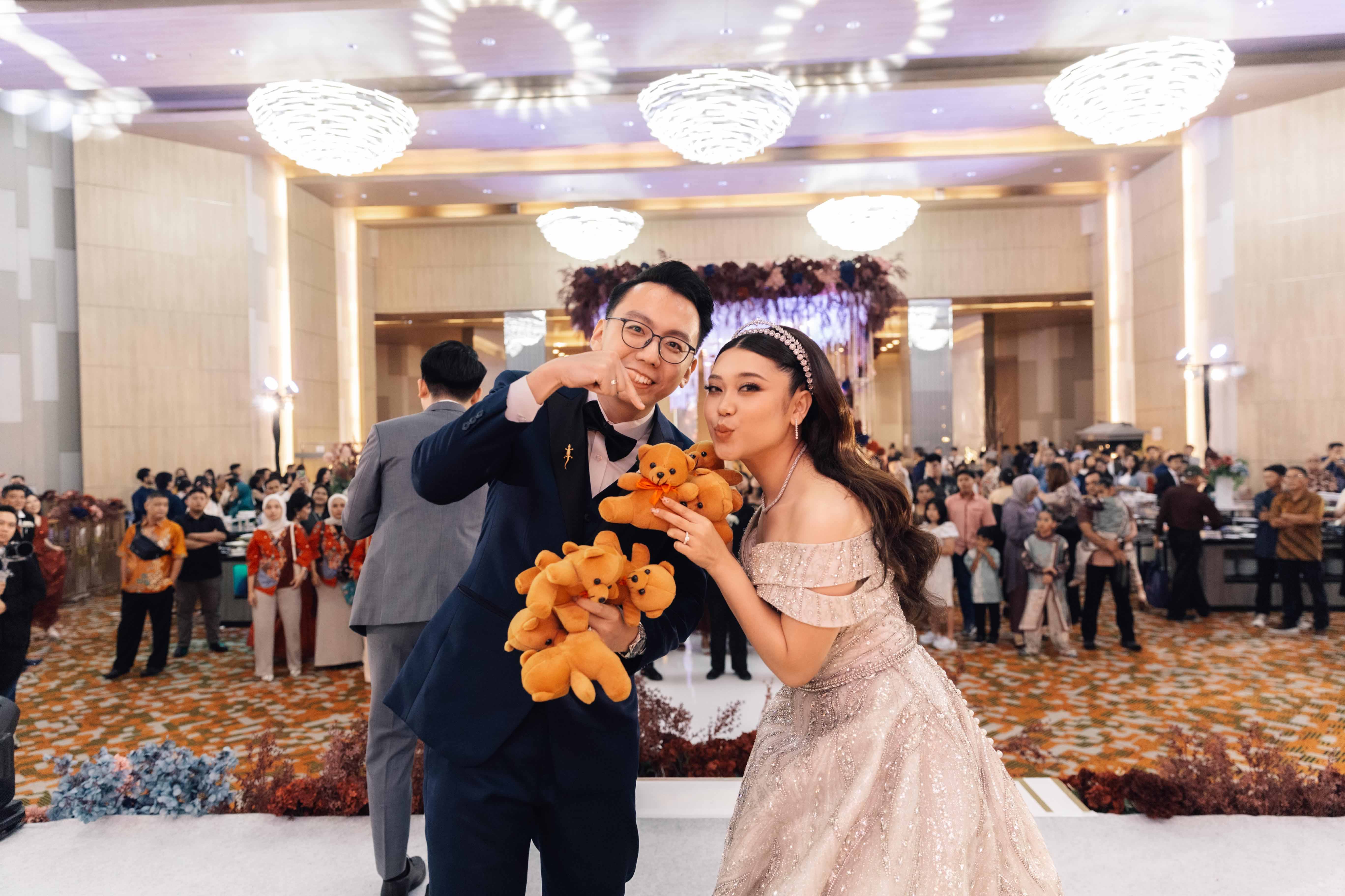 Khansis & April